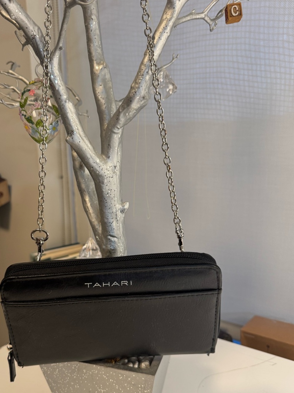 Tahari Black Leather Chain Strap Wallet Crossbody